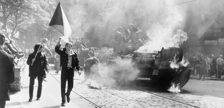 Aufmärsche beim Prager Frühling 1968. Foto: Wikimedia / CIA
